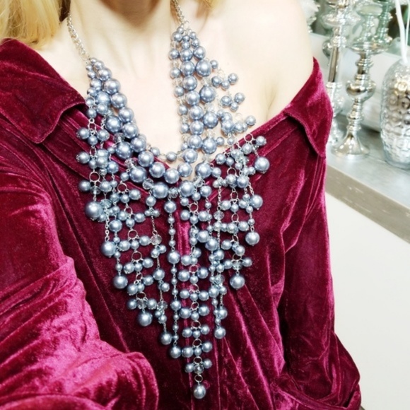 LAST ONE! Beaded Statement Necklace - Picture 1 of 4